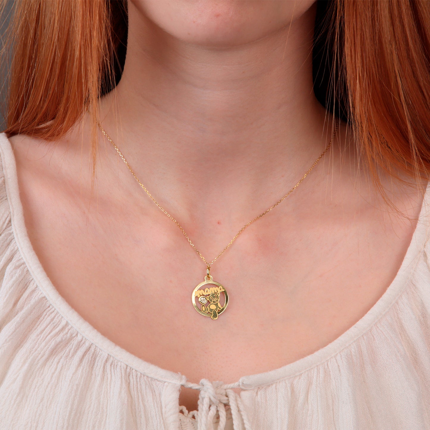 Colgante Oro 18K Mamá
