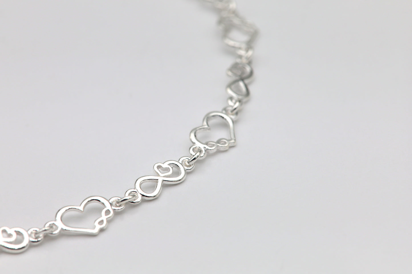 925 Silver Infinity &amp; Hearts Bracelet