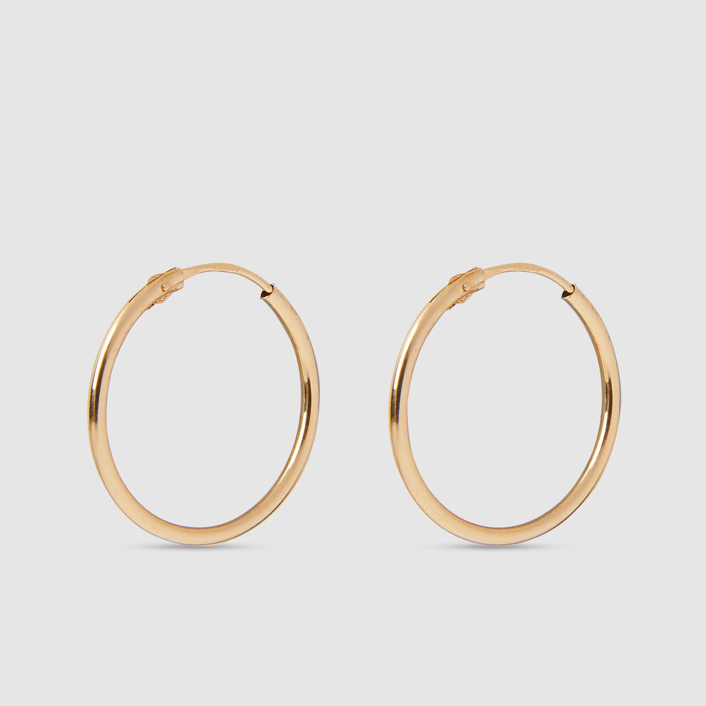 18K Gold Hoop Earrings