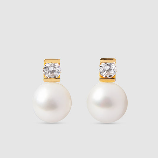 18K Gold Earrings with Pearl and Zirconia