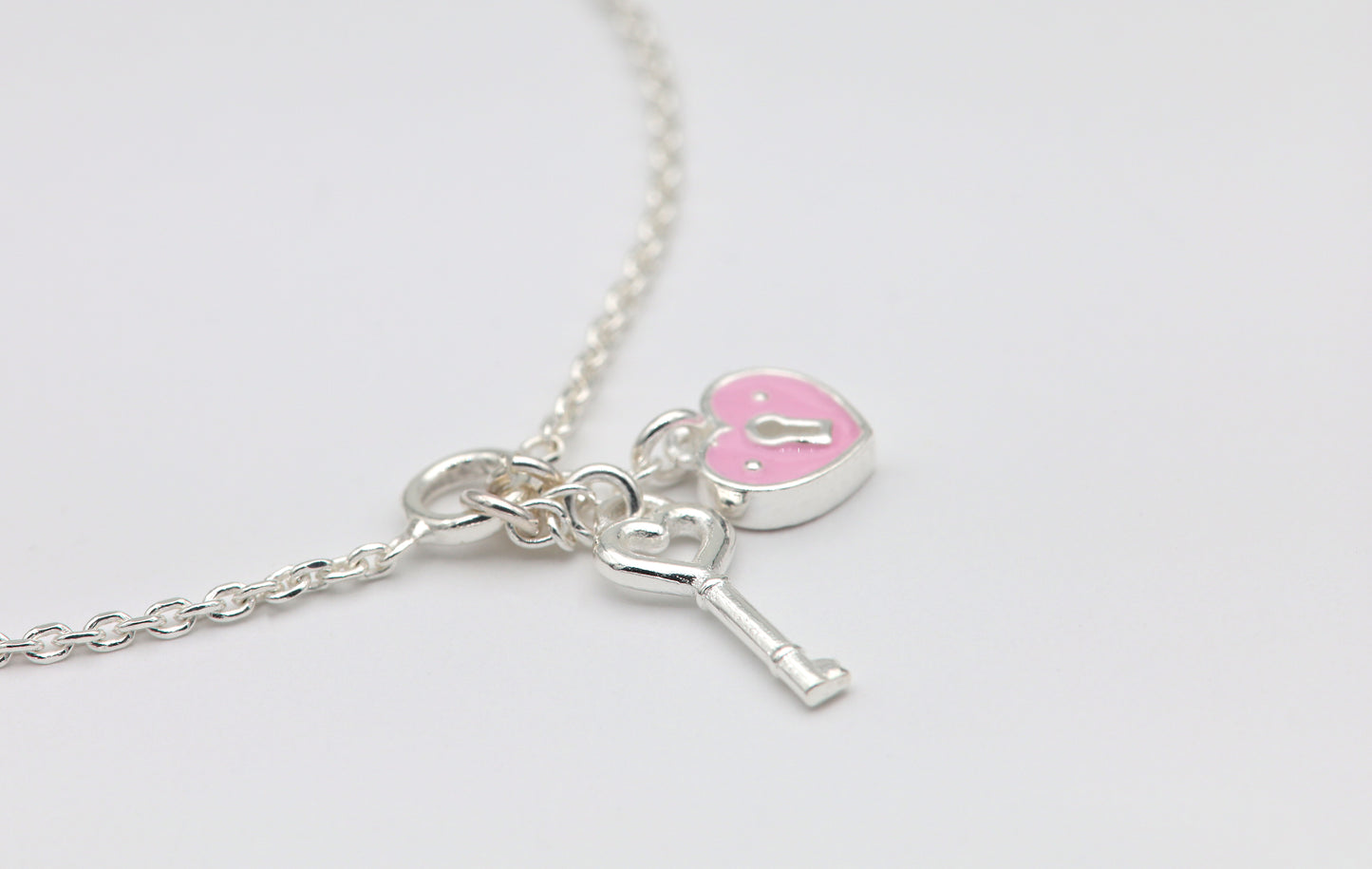 925 Silver Heart &amp; Key Bracelet