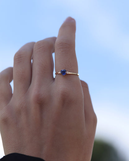 Anillo Blue Heart Oro 18K