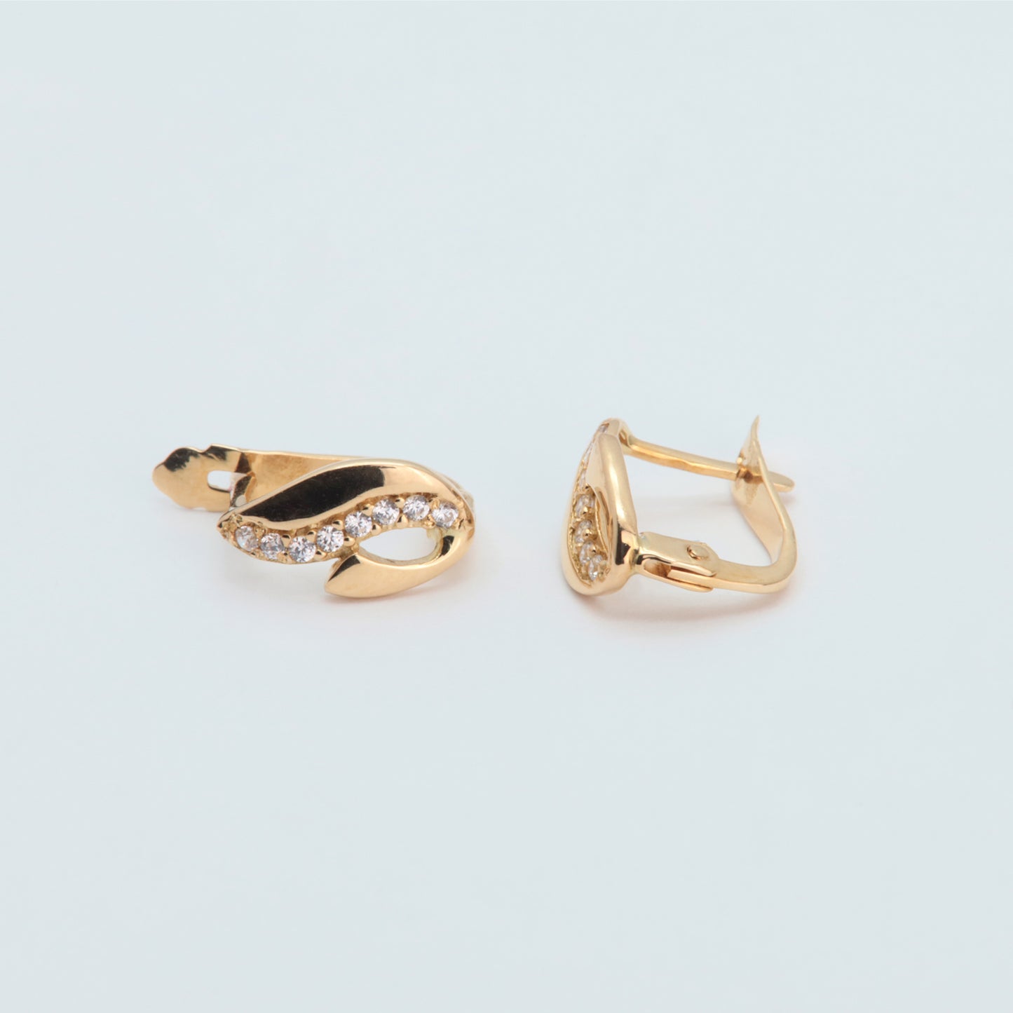 Pendientes forma de hoja Oro 18K