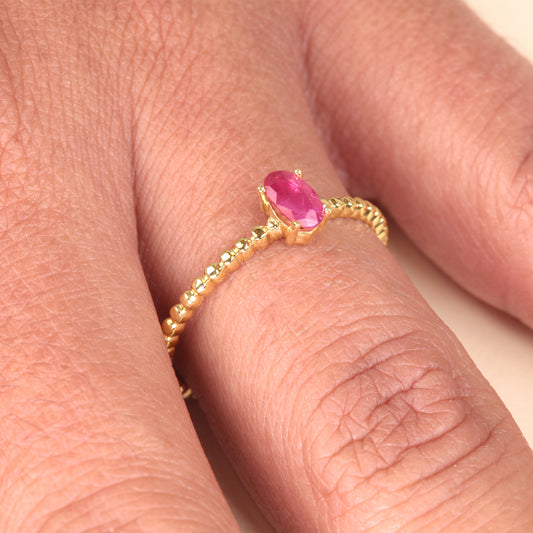 Anillo Oro 18K & Rubí
