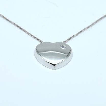 18K White Gold Heart Choker.