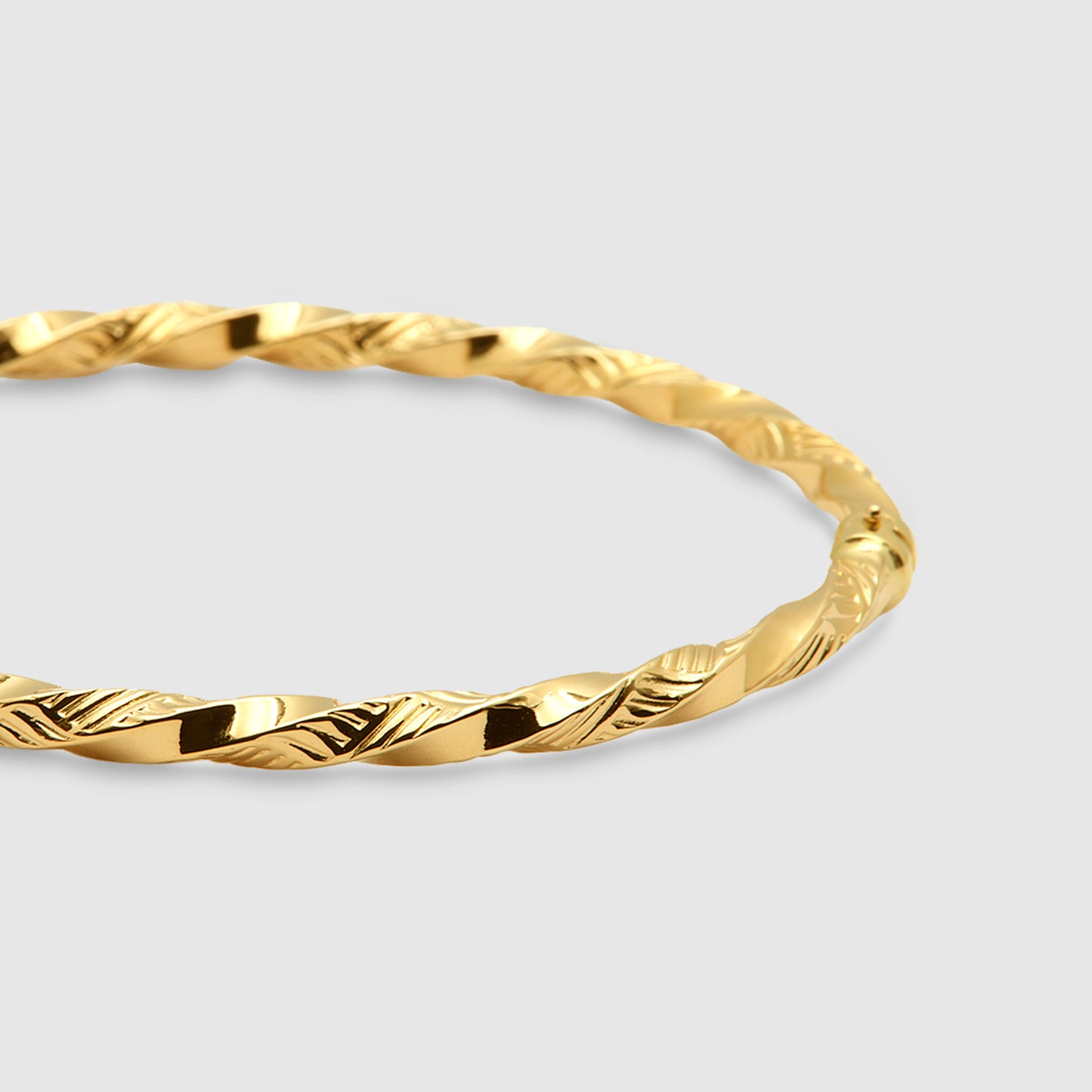 Pulsera Tallada Oro 18K Rígida
