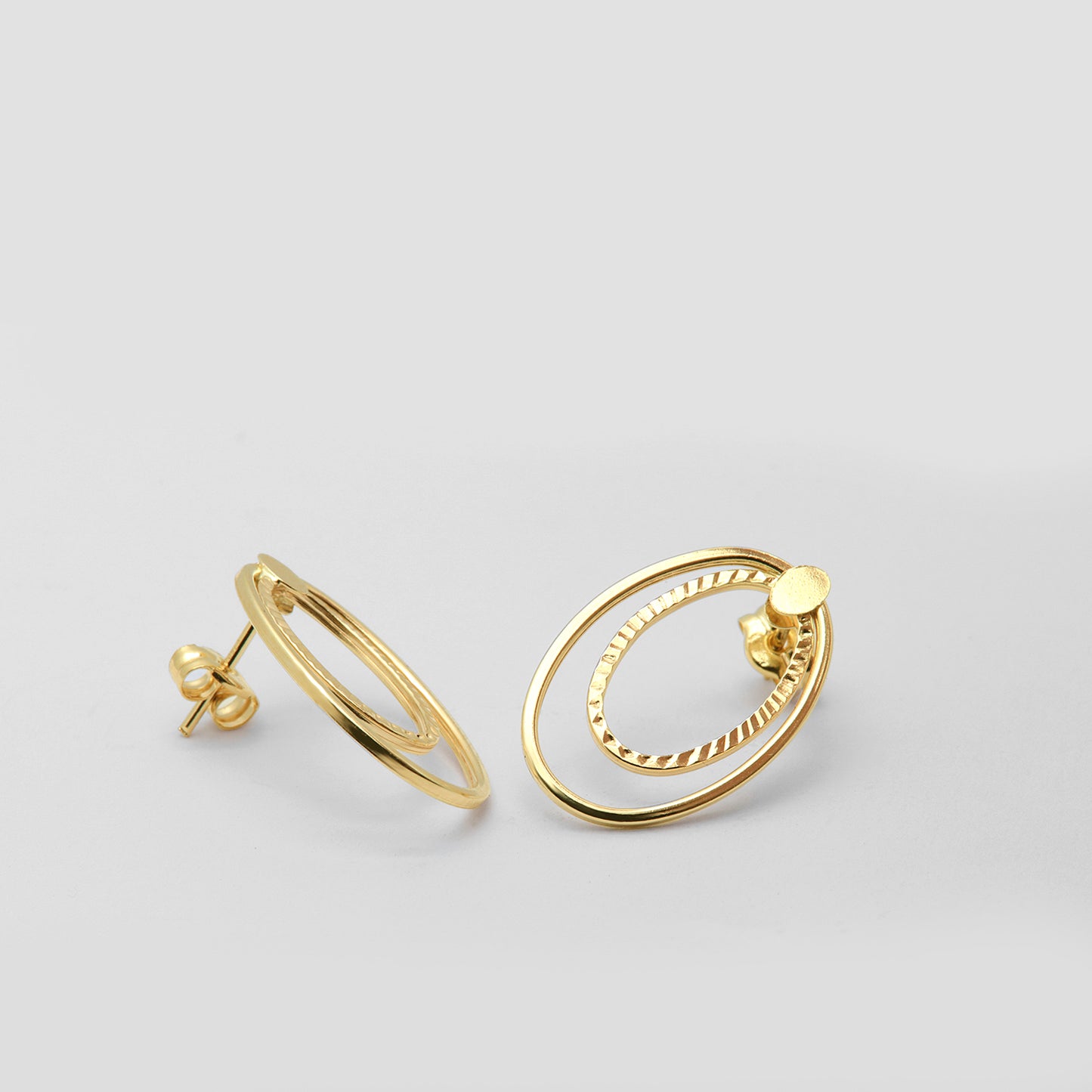 Pendientes Ora ovalados Oro 18K