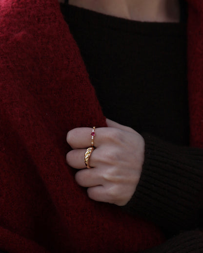 Anillo Plata 925 Baño Oro & Piedra Roja