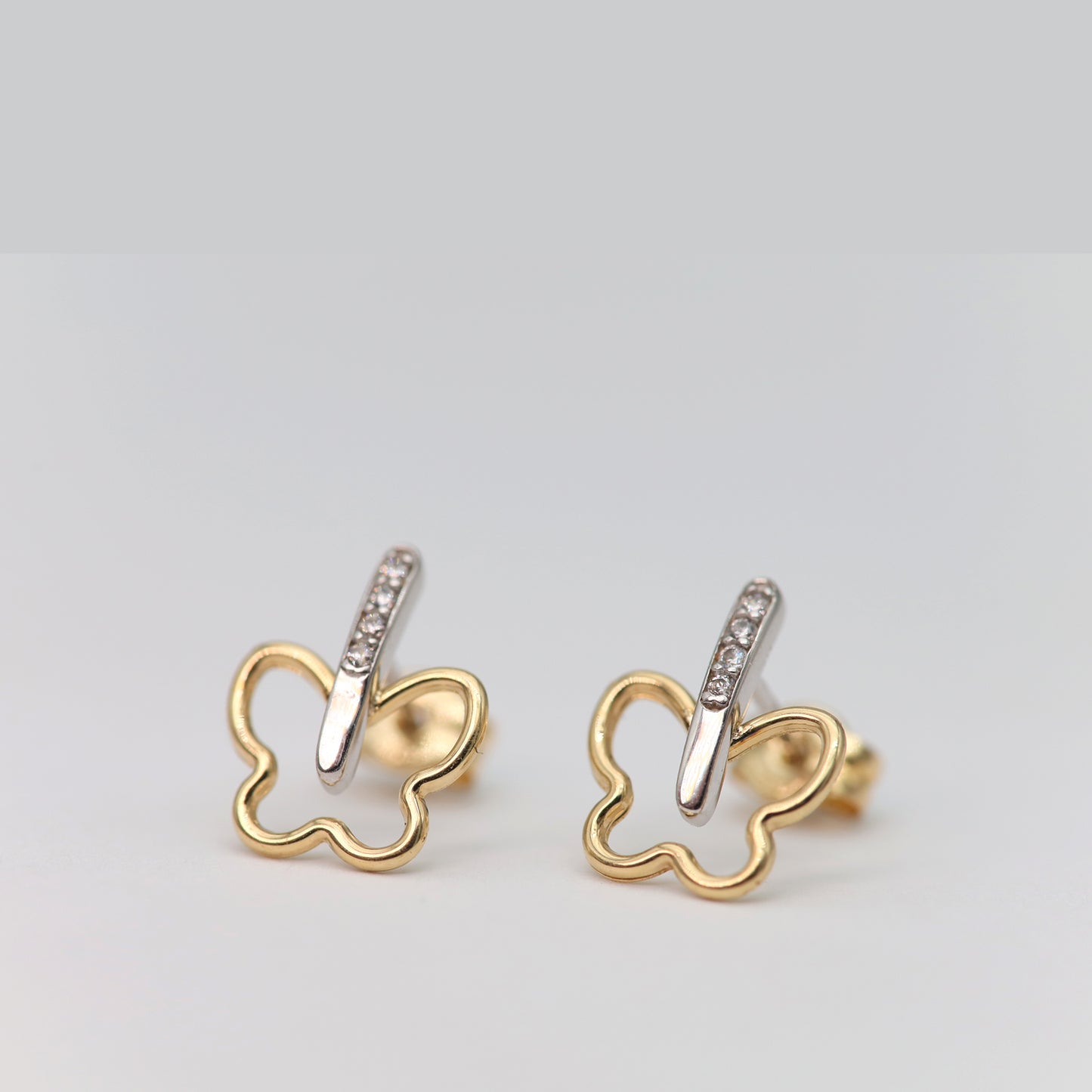 Pendientes mariposa Oro 18 K